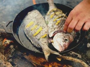Recipe: Whole fish with Kawakawa and Horopito