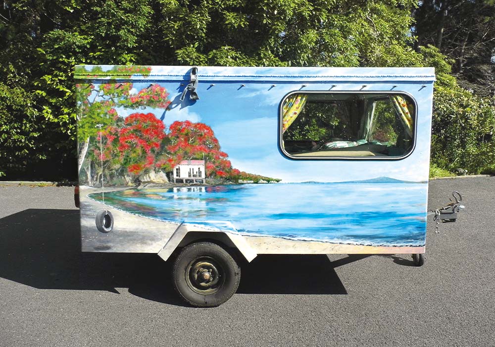 Resene Reno pop-up camper