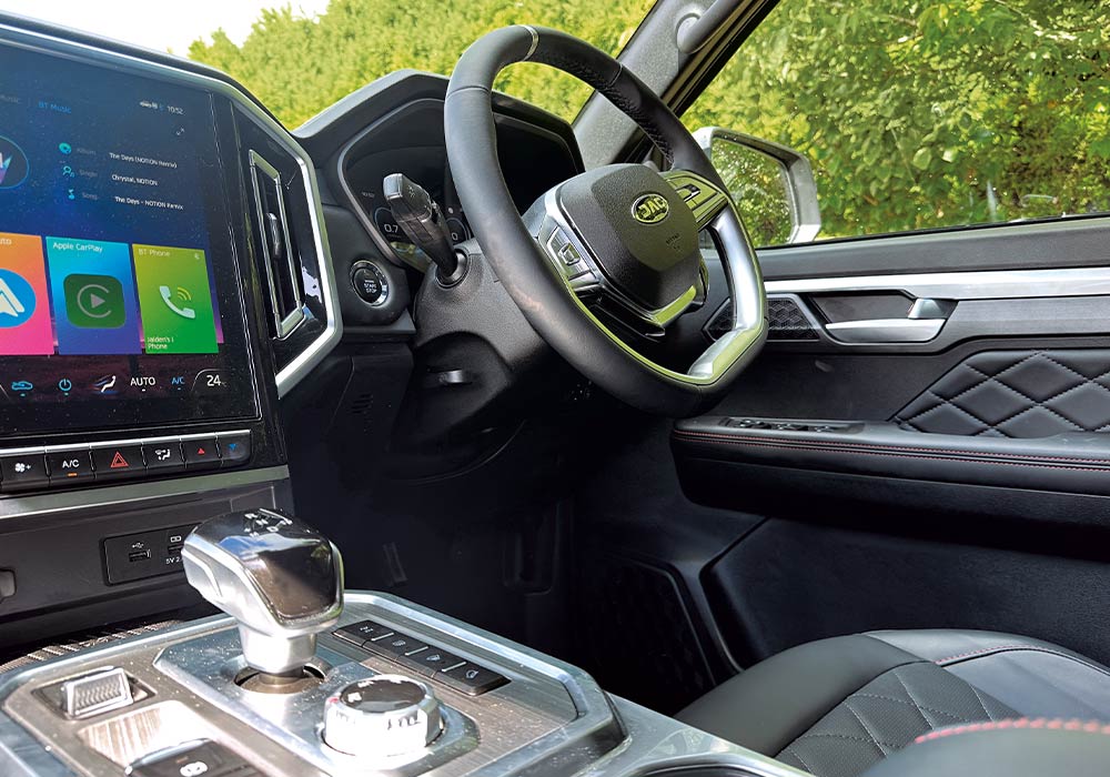 Review: JAC T9